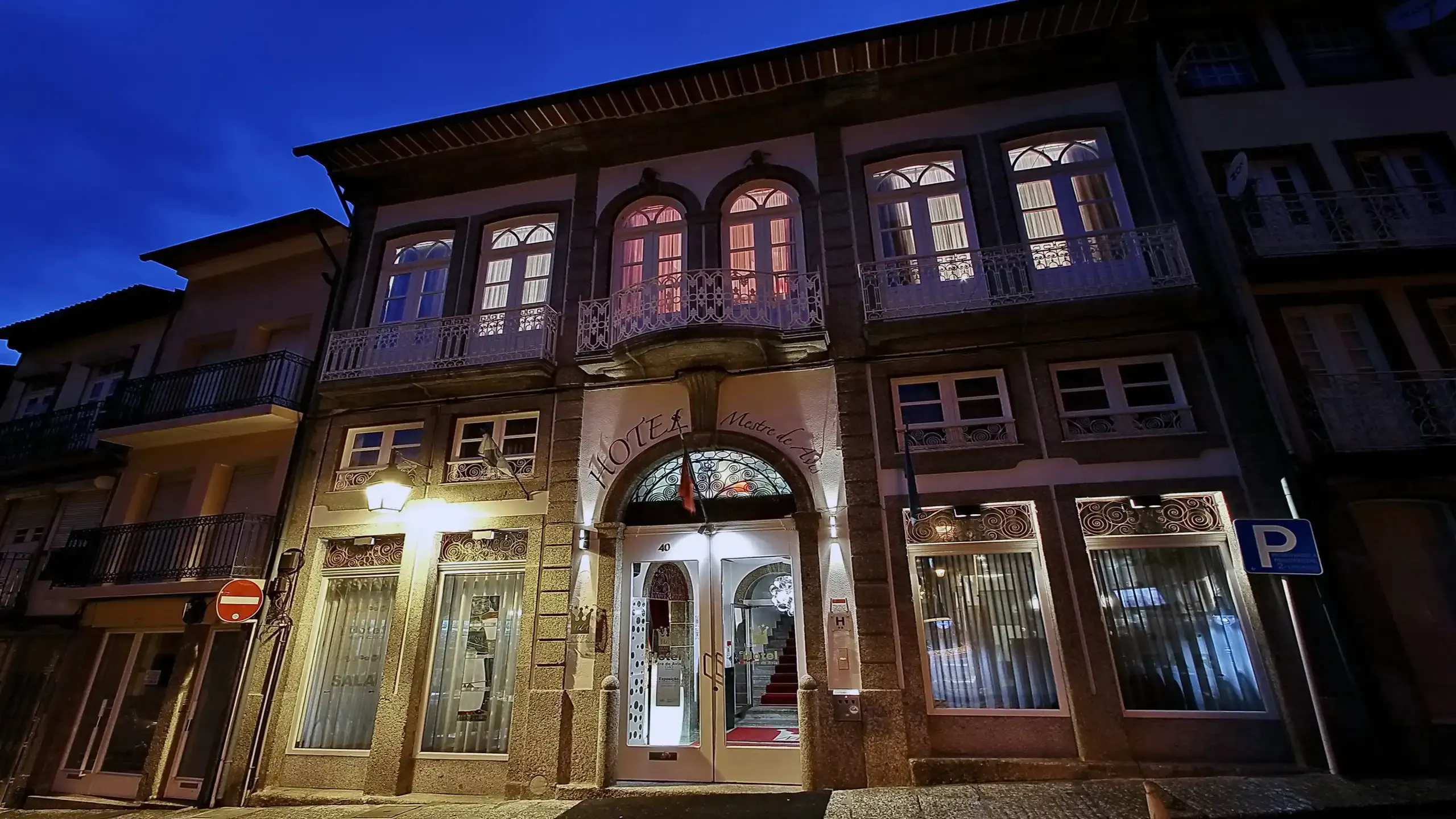 Hotel Mestre de Avis — entrance
